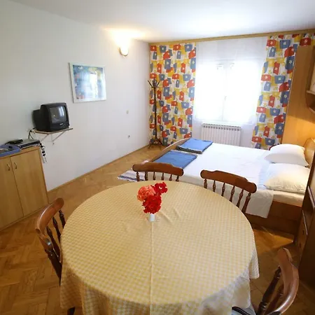 Apartments Paleka Petrcane Exterior photo