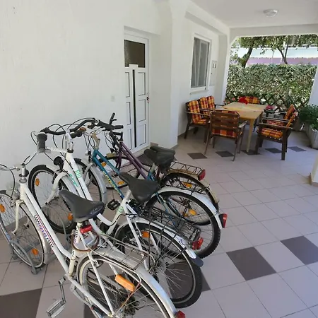 Apartments Paleka Petrcane Exterior photo