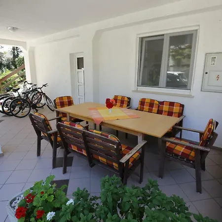 Apartments Paleka Petrcane Exterior photo