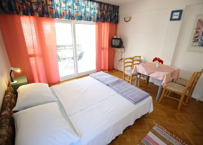 Apartments Paleka