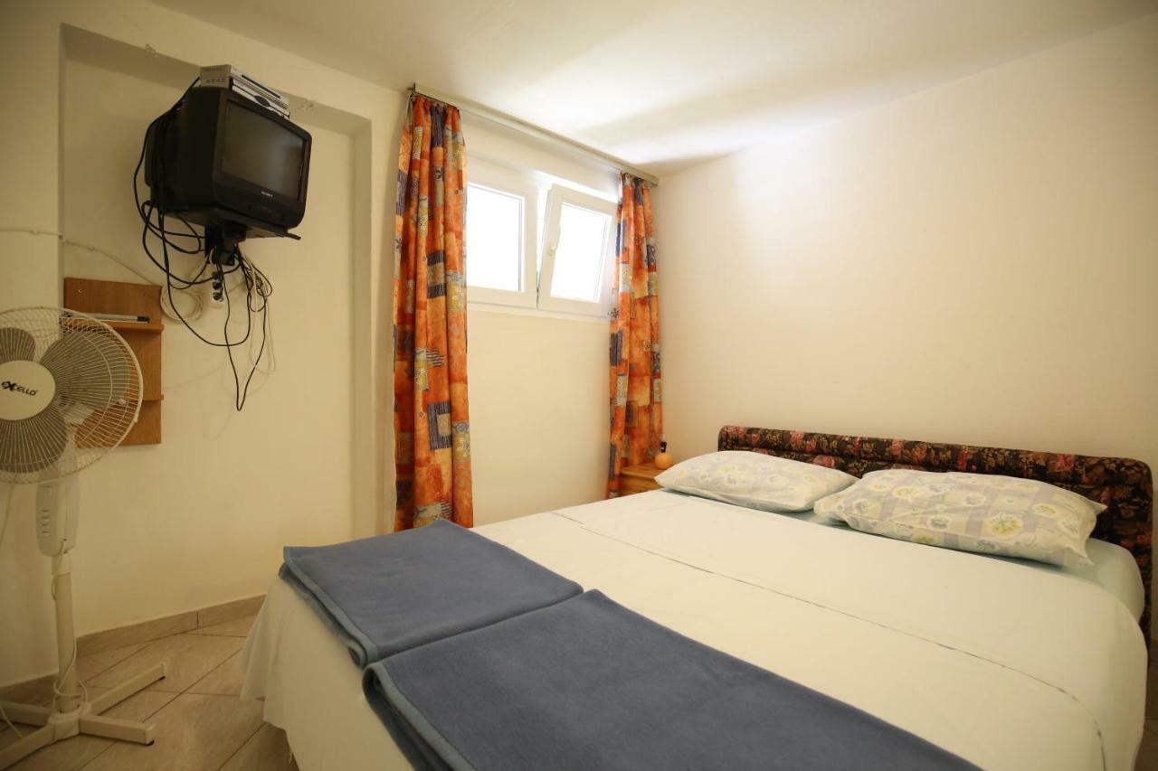 Paleka Apartment
