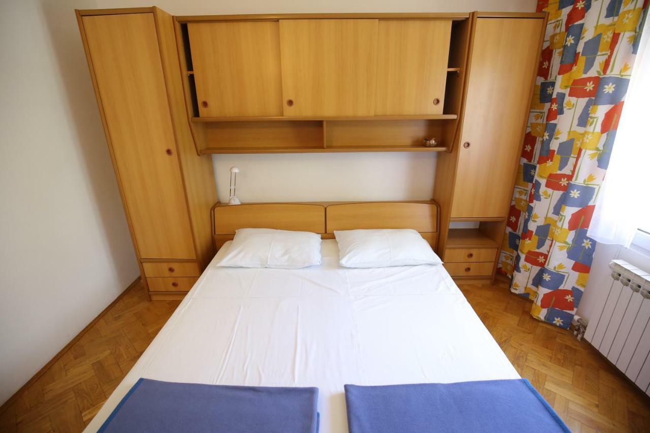 Paleka Apartment *