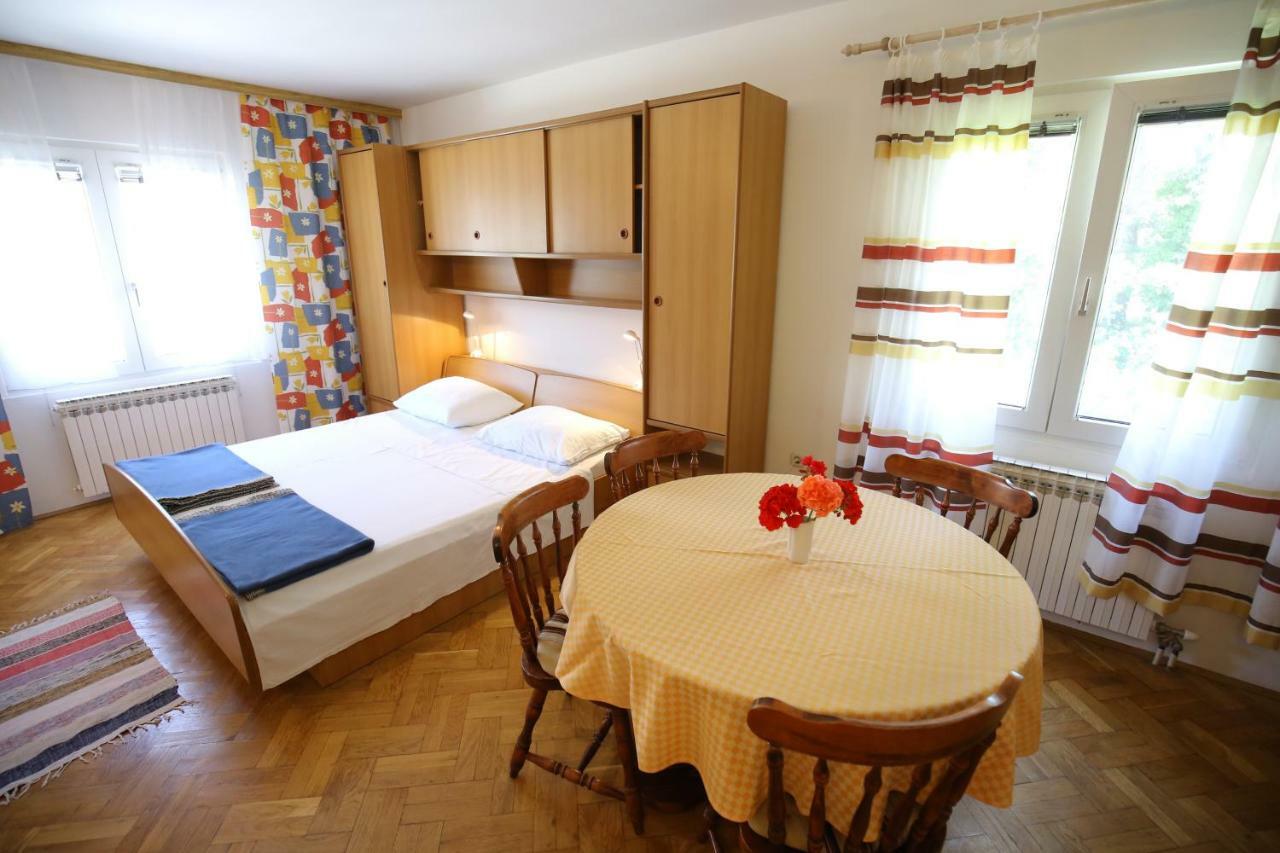 Paleka Apartment Petrčane