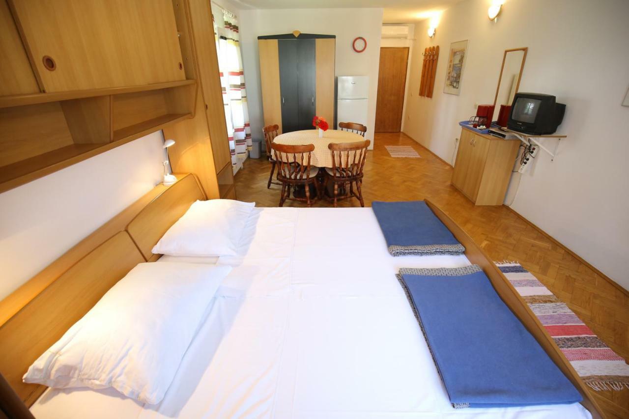 Paleka Apartment Petrčane