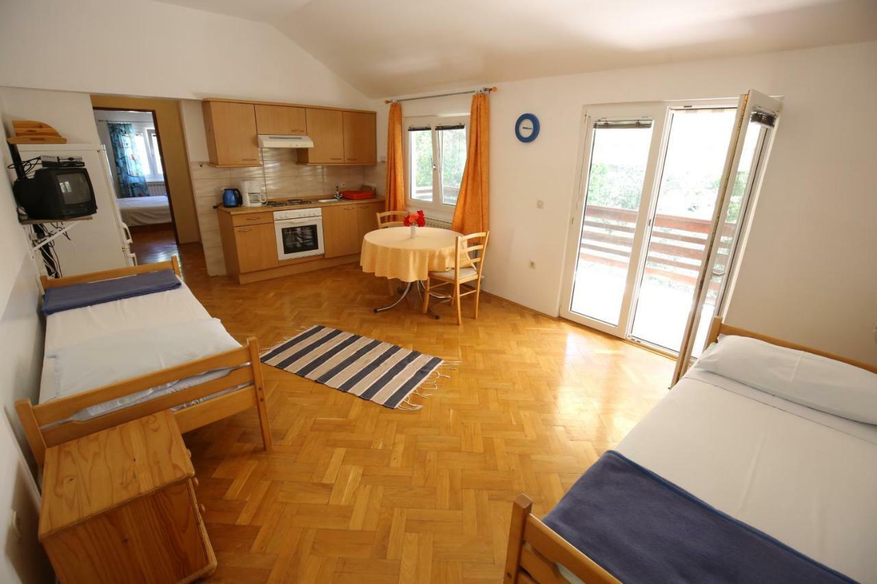 Paleka Apartment