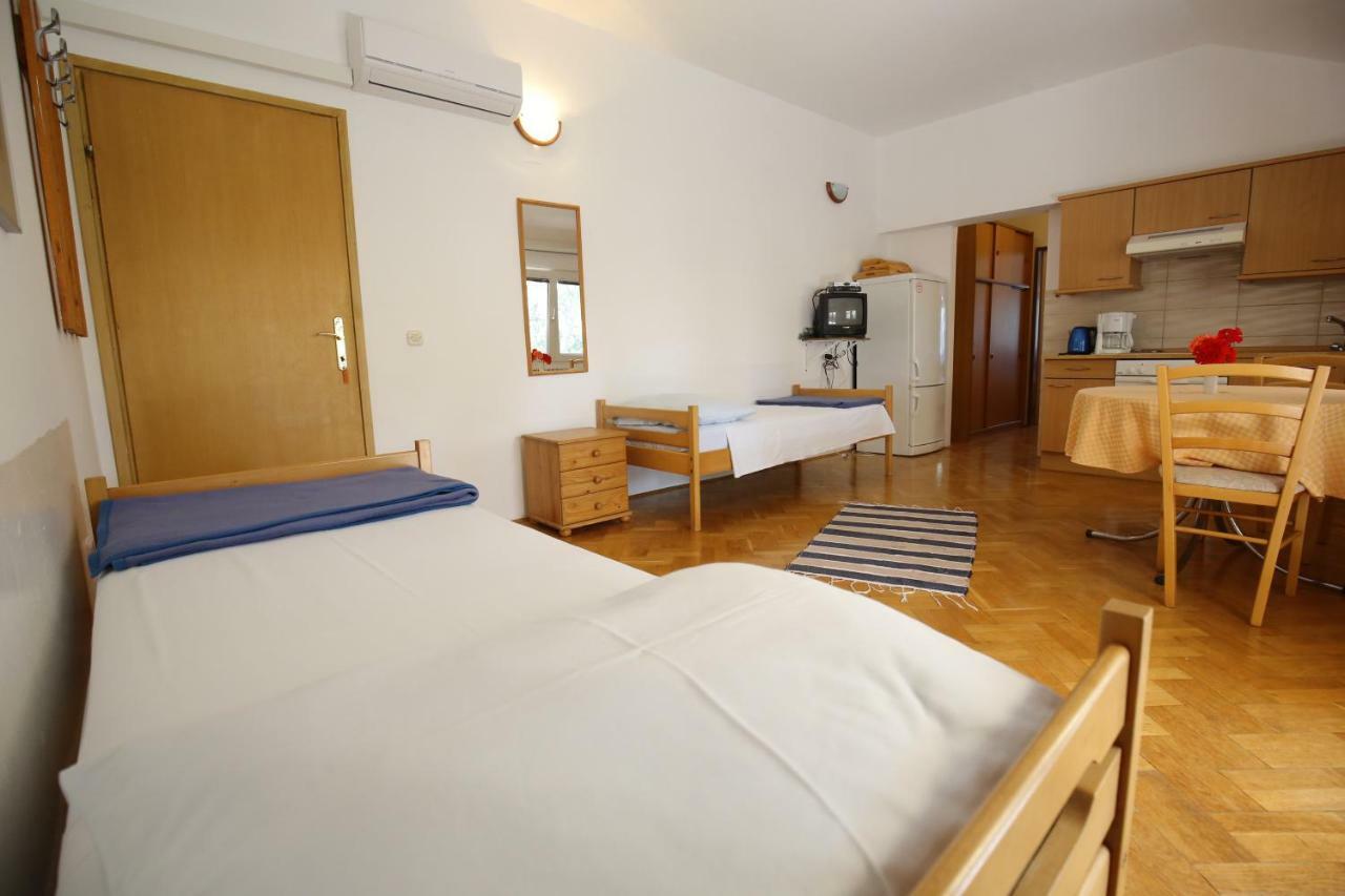 Paleka * Petrčane