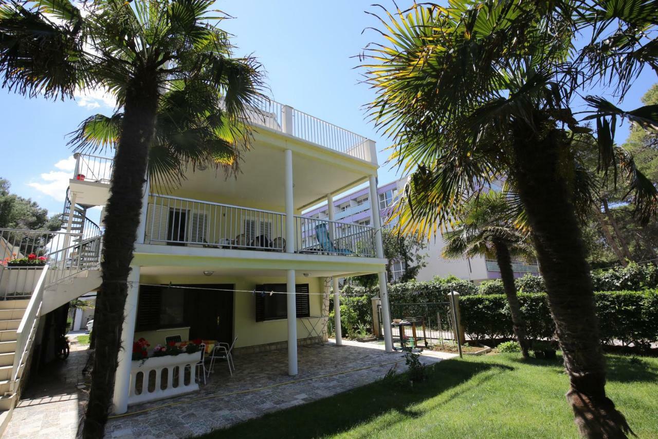 Paleka Apartment